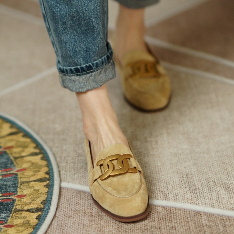 女性用スエードレザーモカシン,ラウンドトゥのローヒールシュー - Leather Work Heels のレビューと価格