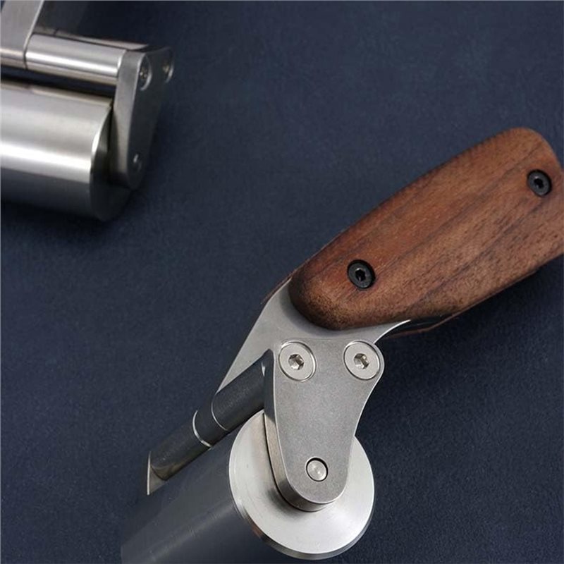 AT29-傾斜ローラー、幅60mmの革製ローラーハンドル、革 - Leatherwork Roller のレビューと価格